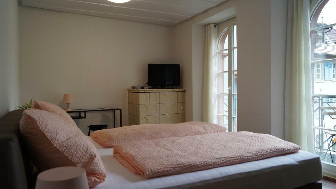 Ferienwohnung Im Historischen Stadttor シュタウフェン・イム・ブライスガウ エクステリア 写真